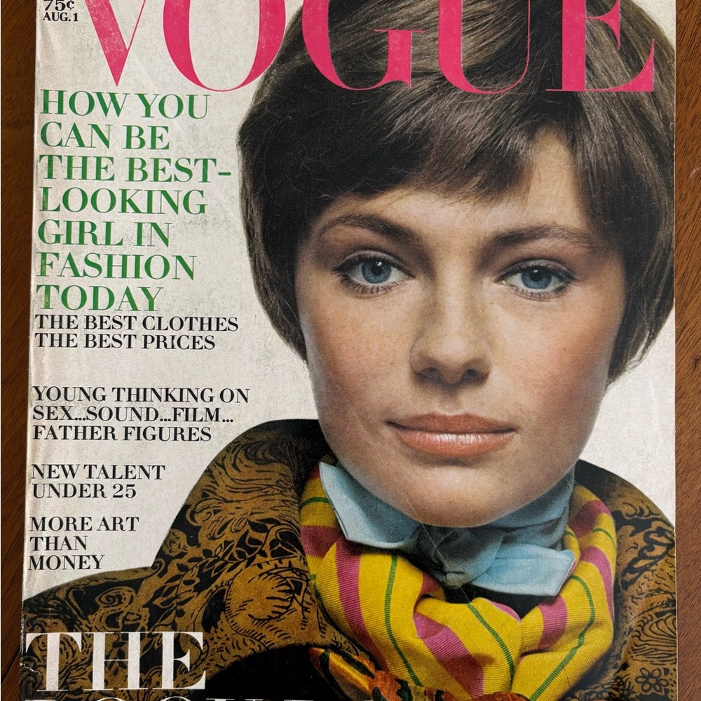 Vogue 1969 magazine featuring Jaqueline Bisset.